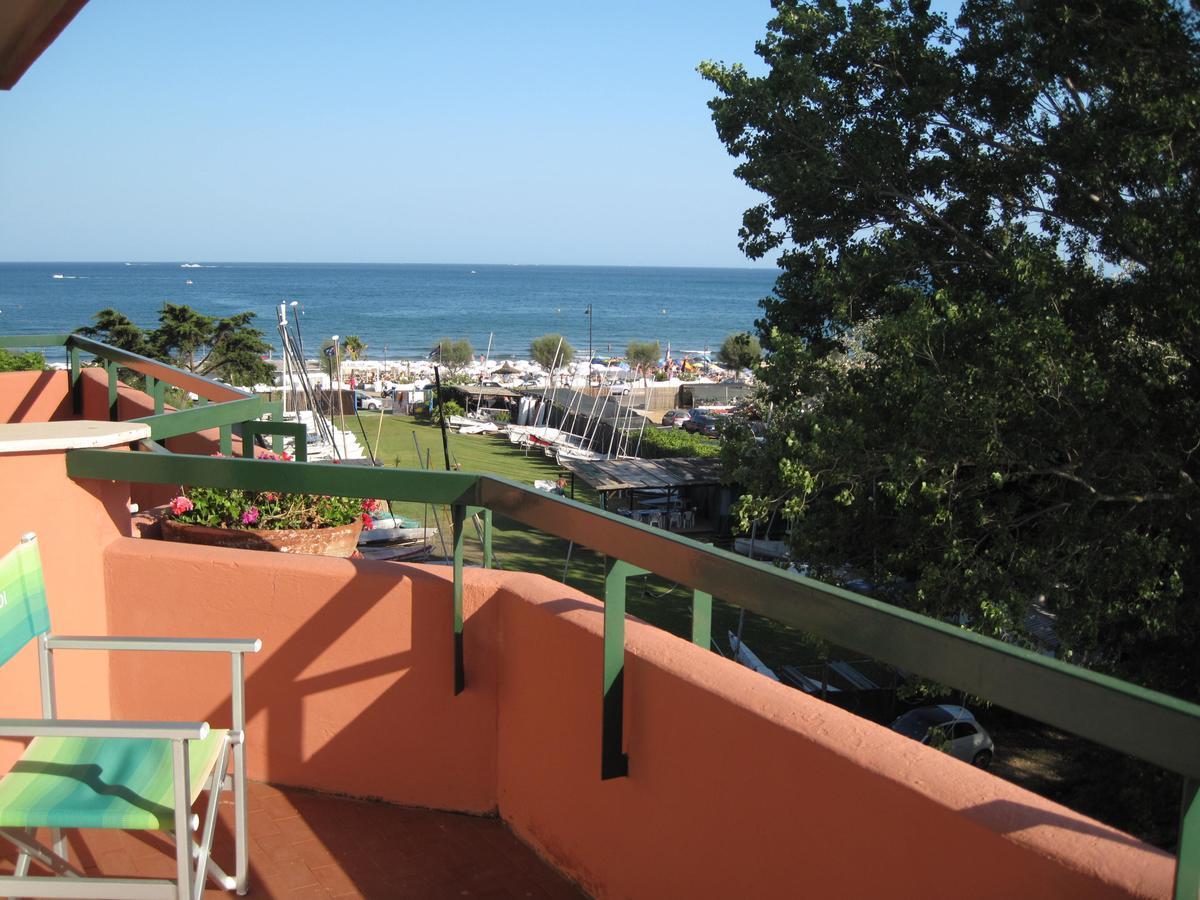 Hotel Le Pleiadi San Felice Circeo Exterior photo